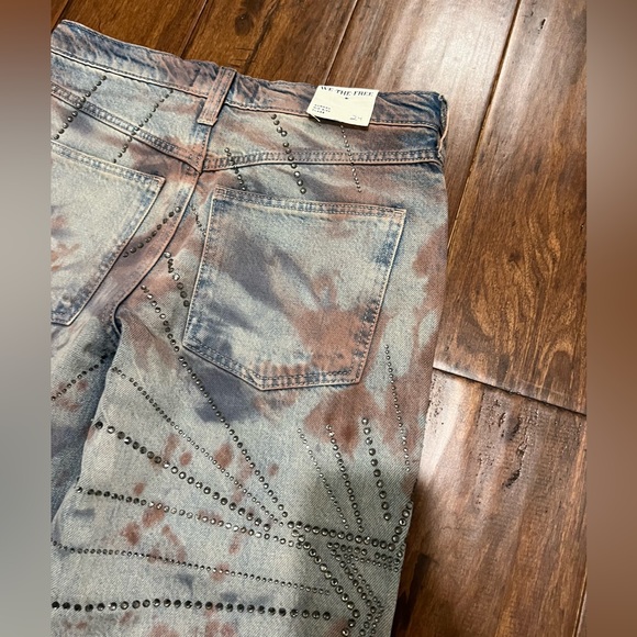 Free people Aurora Mid Rise Straight Jeans size 24 $248- Swarovski Crystals!! - Picture 14 of 16
